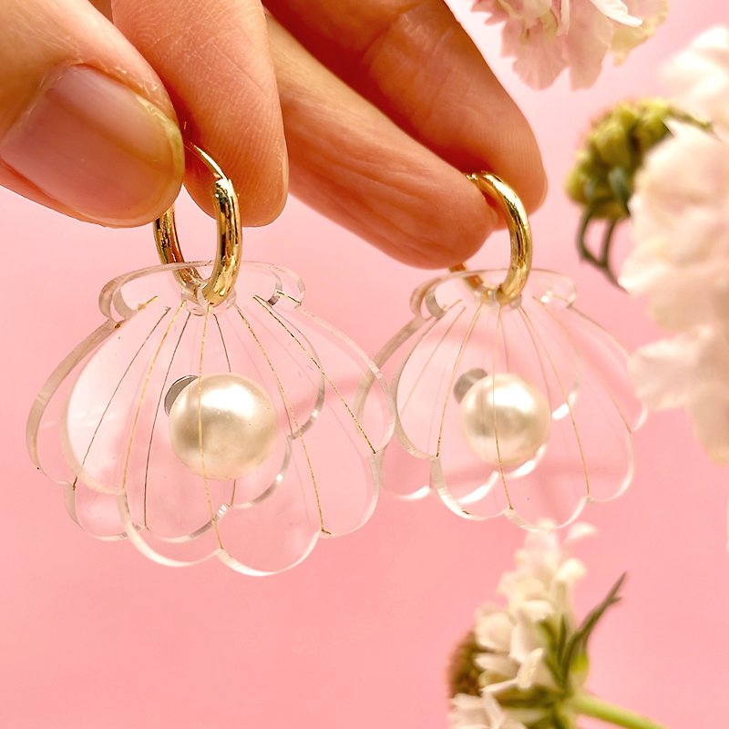 Shell Hoop Earrings - Earrings & Clip-ons - Acrylic Transparent