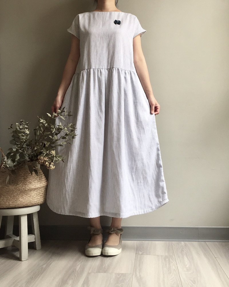 *White clouds and high mountains*French sleeves long dresses, raindrops, double yarn, 100 cotton - One Piece Dresses - Cotton & Hemp White