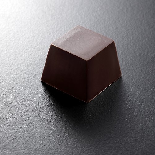 chocolat R 巧克力職人工作室 售罄須等待焦糖 CARAMEL-chocolat R 焦糖手工巧克力 (4入/盒)