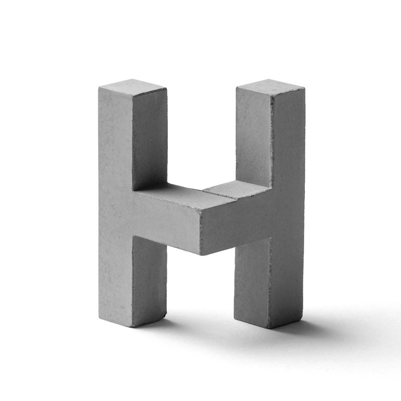 Concrete Alphabet H - ของวางตกแต่ง - ปูน สีเทา