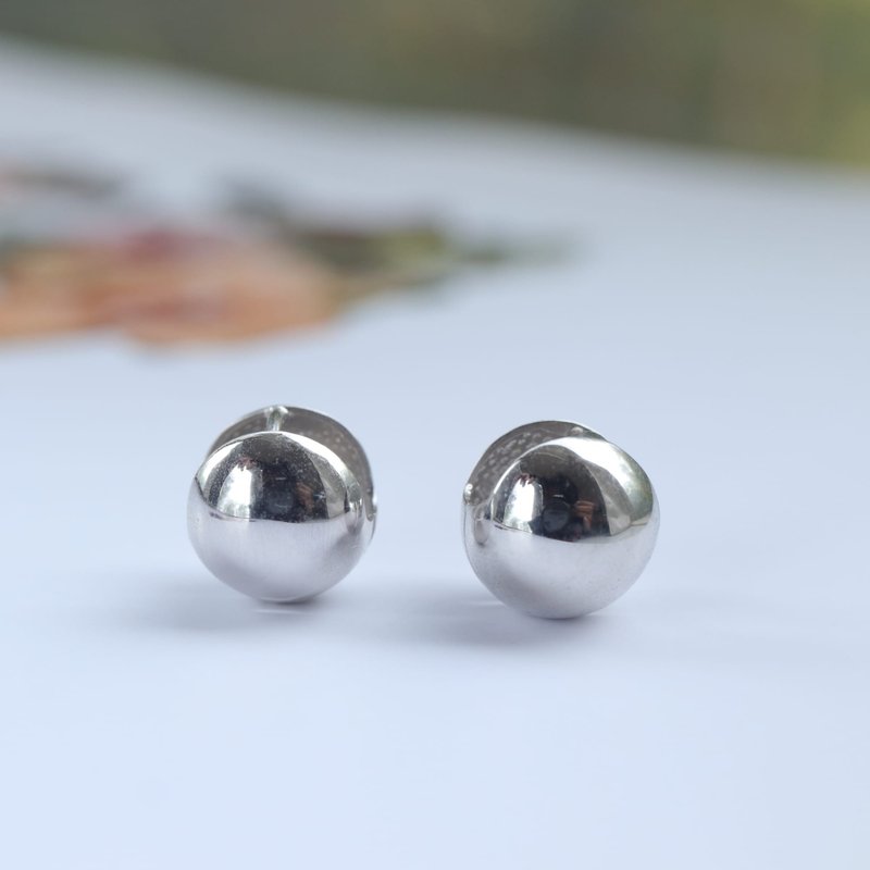 14K 金圓球耳扣耳環 - 耳環/耳夾/耳骨夾 - 貴金屬 金色