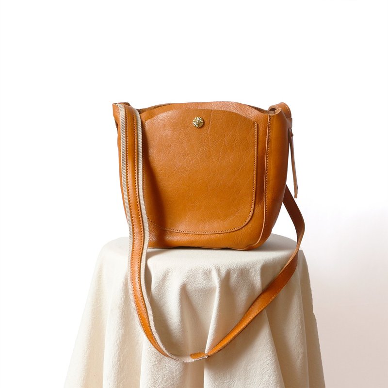 特價牛皮肩包斜挎包真皮休閒包駝色 - 側背包/斜背包 - 真皮 橘色