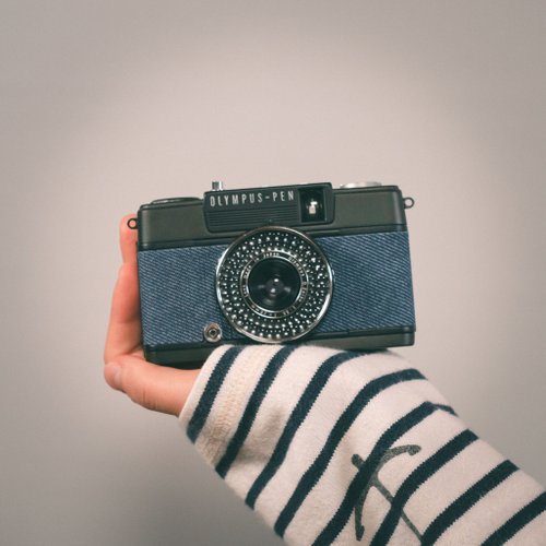 フィルムカメラ OLYMPUS EE-3 indigo blue ヴィンテージ OLYMPUS PEN EE-3 Indigo Blue フィルムカメラ