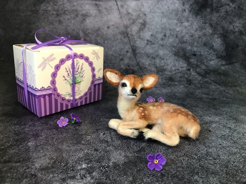 Little deer. Realistic felt toy. - 玩偶/公仔 - 羊毛 咖啡色