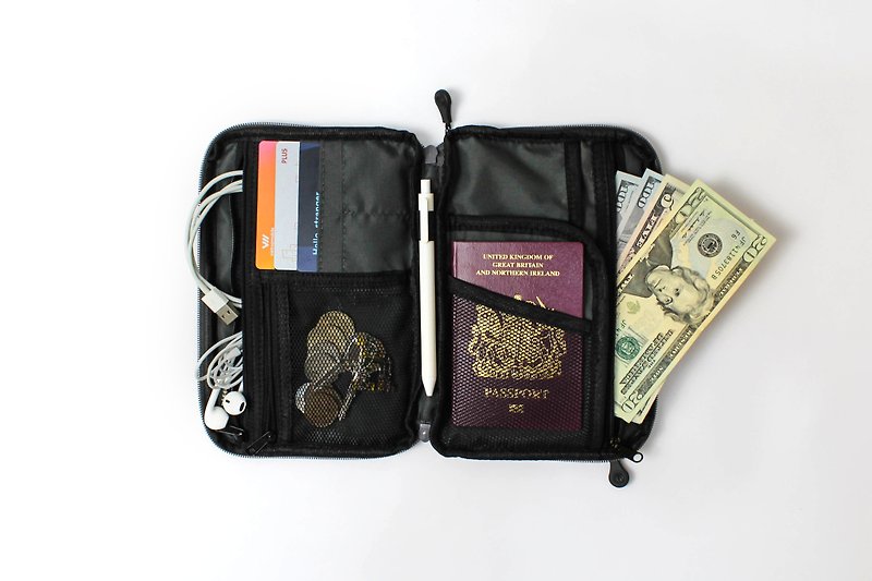 Crossbody travel bag, document bag, accompanying small bag - Passage black - กระเป๋าแมสเซนเจอร์ - ไนลอน สีดำ