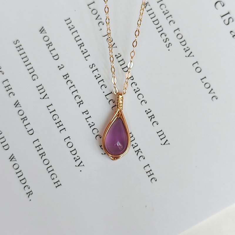 上質なアイスジェイドパープルカルセドニーのしずく型ペンダント 14KGF 天然ブラジル産カルセドニーネックレス - ネックレス - 半貴石 
