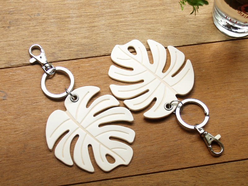 Leather Key Chain - Plant Leaf MONSTERA ( Custom Letter ) - Other - Genuine Leather White