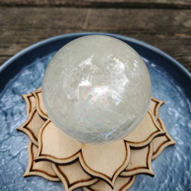 【Interior Decor】53mm Calcite Sphere/ Home/ Small Office Decor/Fung Sui - Items for Display - Crystal White