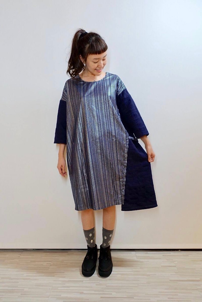 非対称スリーブホット銀のドレス - ワンピース - コットン・麻 ブルー