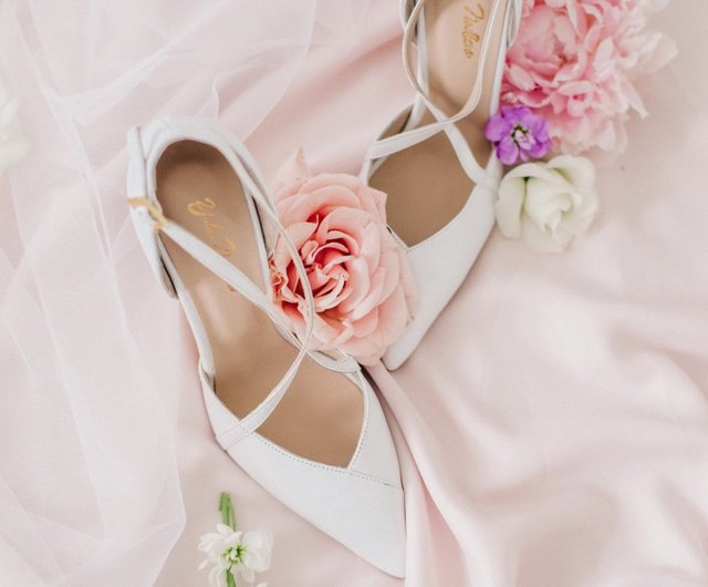 白い結婚式の靴白い結婚式のかかとブライダル白い靴 ショップ Yulia Nadeeva Shoes パンプス Pinkoi