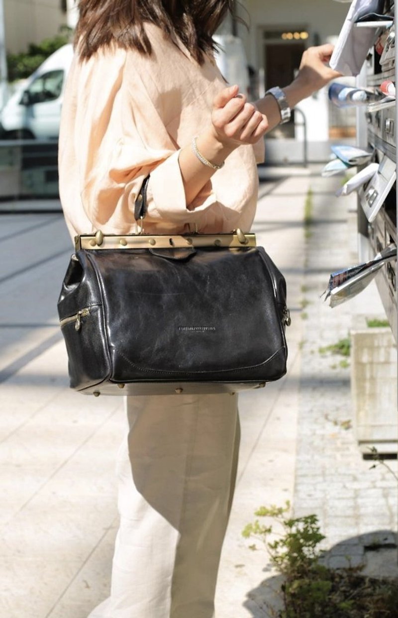 Made in Italy brown leather doctor bag Traditional and classy - กระเป๋าเอกสาร - หนังแท้ สีดำ