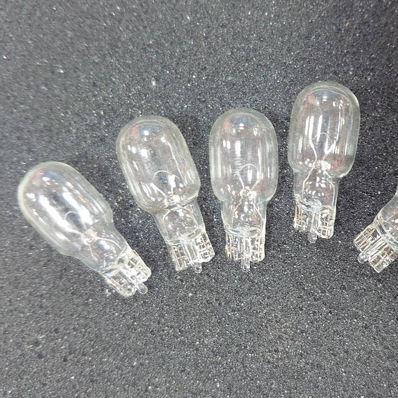光塩本色-光鹽燈USB燈泡(5顆) _ 插入式燈泡 - 燈具/燈飾 - 其他金屬 白色