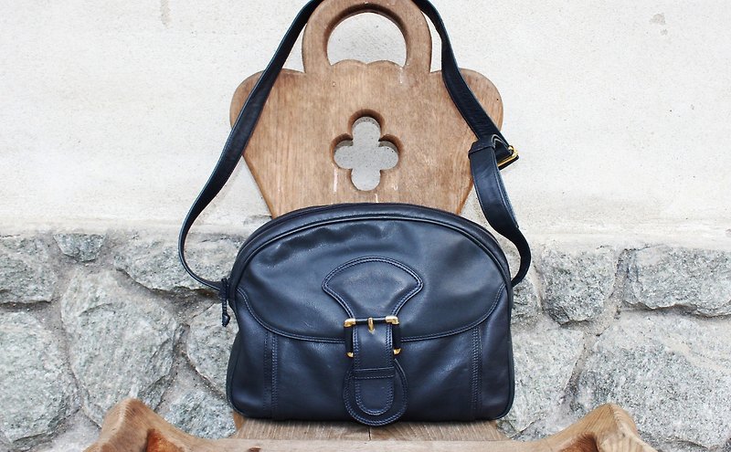 B160 [Vintage bag] (Italian gold medal) Vittorio Ciarnelli dark blue antique bag shoulder bag (Made in Italy) - Messenger Bags & Sling Bags - Genuine Leather Blue