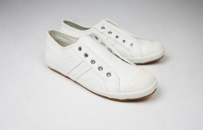 LANA-U Classic White Waterproof Casual Shoes 50% Off the Last Pair of Size Zero - รองเท้าลำลองผู้หญิง - หนังแท้ ขาว