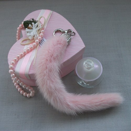 BROSHKI-KROSHKI Long keychain pendant made of pink mink