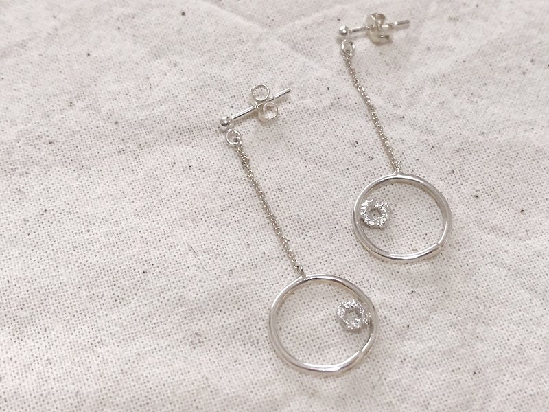 circleloop pierced earrings / circle loop earrings - ต่างหู - โลหะ สีเงิน
