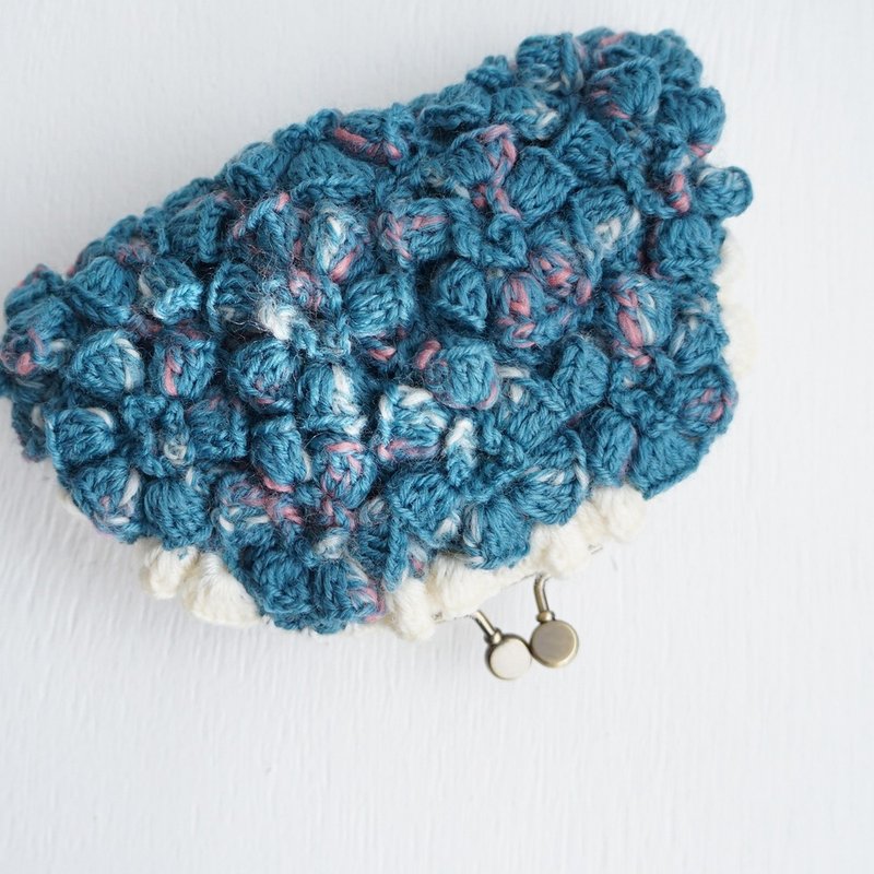 Ba-ba handmade Poppy puff knitting pouch  No.C1510 - 化妝包/收納袋 - 其他材質 藍色