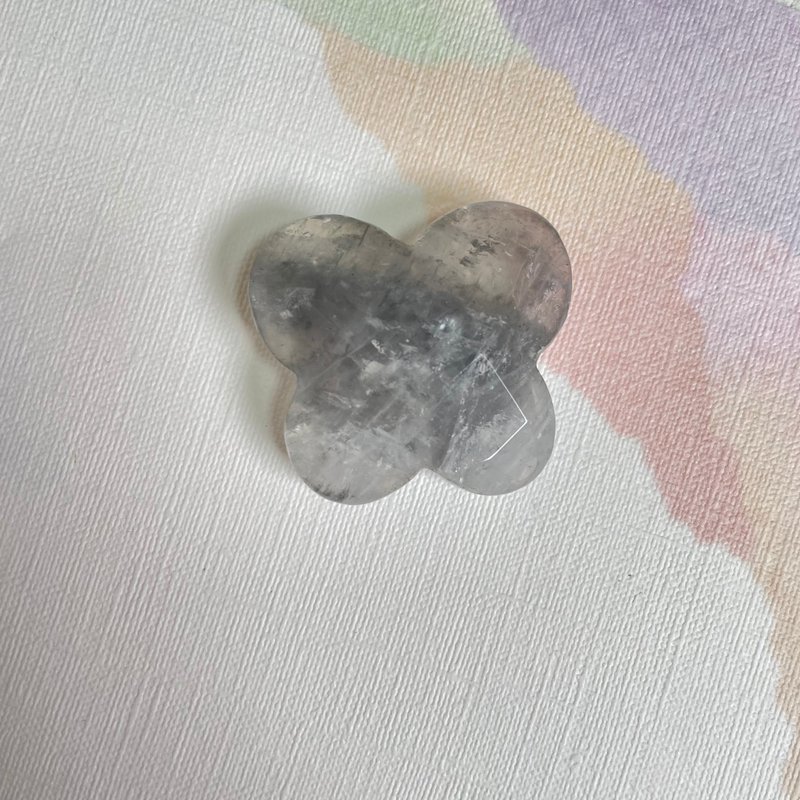 051709雲水晶/帶孔素材/蝴蝶/晶石/天然/水晶/能量石/原生態/ - 金工/飾品 - 水晶 灰色