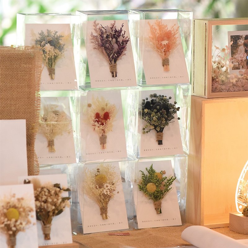 Dried & Preserved Flower Card - Dried Flowers & Bouquets - Plants & Flowers 