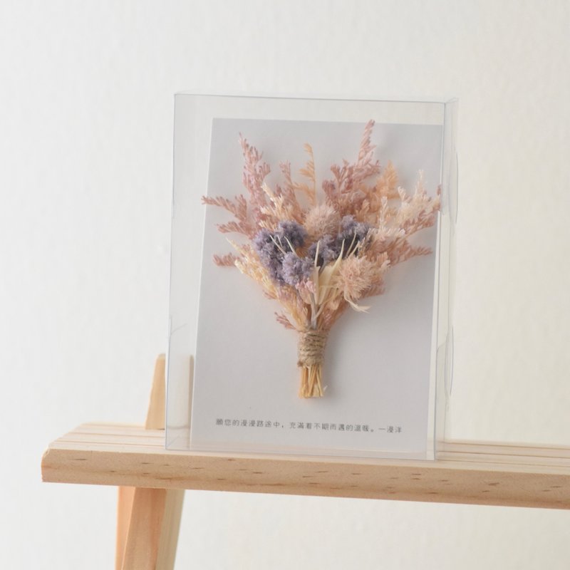 Dried & preserved mini flower bouquet card - Dried Flowers & Bouquets - Plants & Flowers 