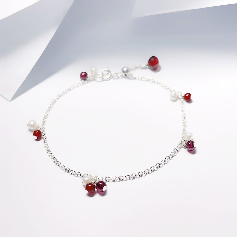 Small fruit _ _ Stone onyx pearl _ adjustable sterling silver bracelets - สร้อยข้อมือ - เงินแท้ สีแดง