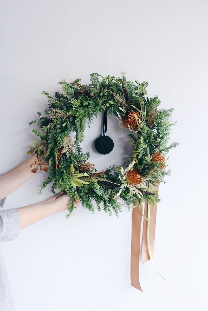 Flower Wreath! [Forest God-Pan] Dry flower wreath arrangement Christmas decoration - Items for Display - Plants & Flowers Green