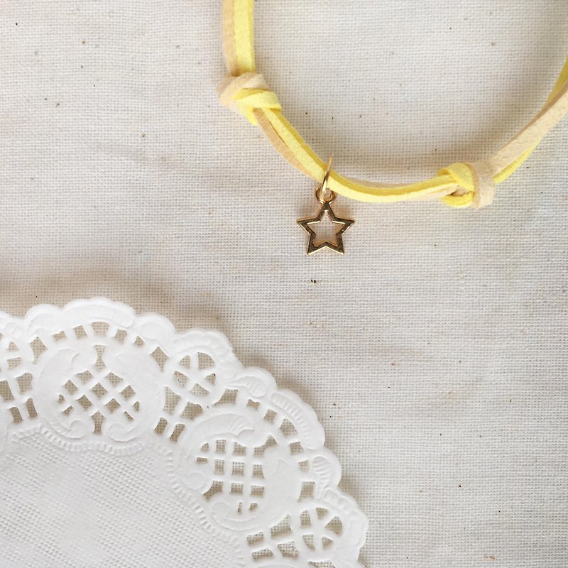 Handmade Simple Stylish Star Bracelets Rose Gold Series–yellow - สร้อยข้อมือ - วัสดุอื่นๆ สีเหลือง