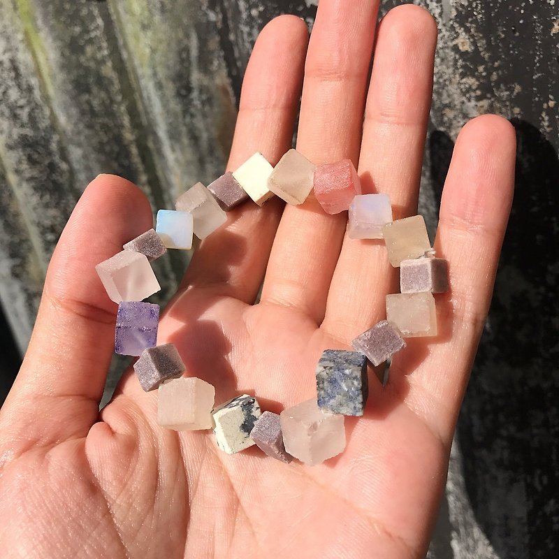 [Lost and find] pebbles bracelet - Bracelets - Gemstone Multicolor