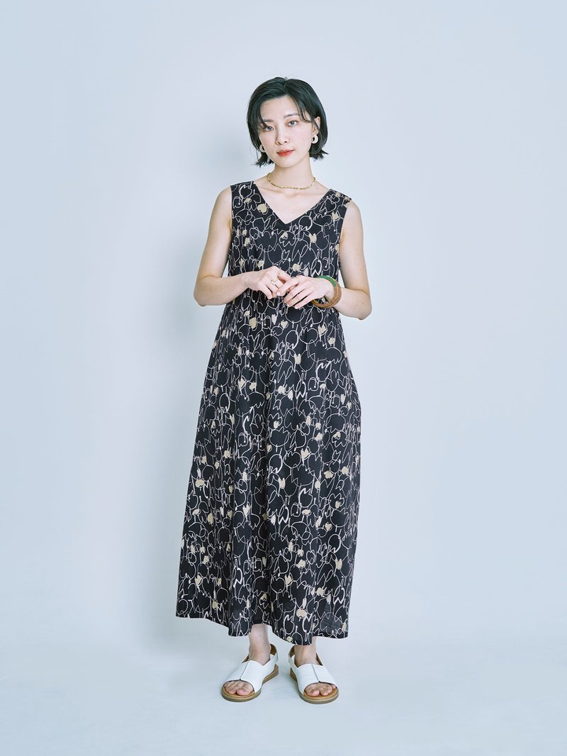 Anshen V-neck sleeveless dress-water chestnut shell - One Piece Dresses - Cotton & Hemp Black