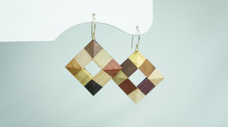 Wood Crystal Square Earrings - ต่างหู - ไม้ สีนำ้ตาล