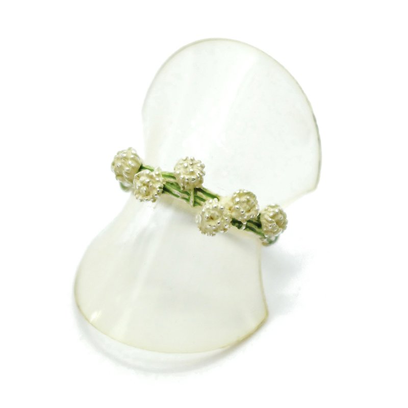Blossom Crown Ring / 花かんむりリングRN128 - 戒指 - 其他金屬 白色