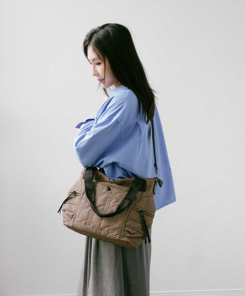 supportingrole 蓬鬆弧線斜肩後背手提3用托特包 咖啡 - 手提包/手提袋 - 其他人造纖維 咖啡色