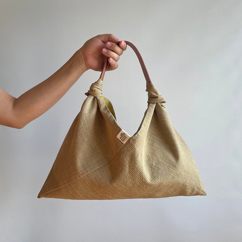 remaining of  | Reversible AZUMA bag, Wool-linen KIMONO fabric & cotton - Handbags & Totes - Wool Yellow