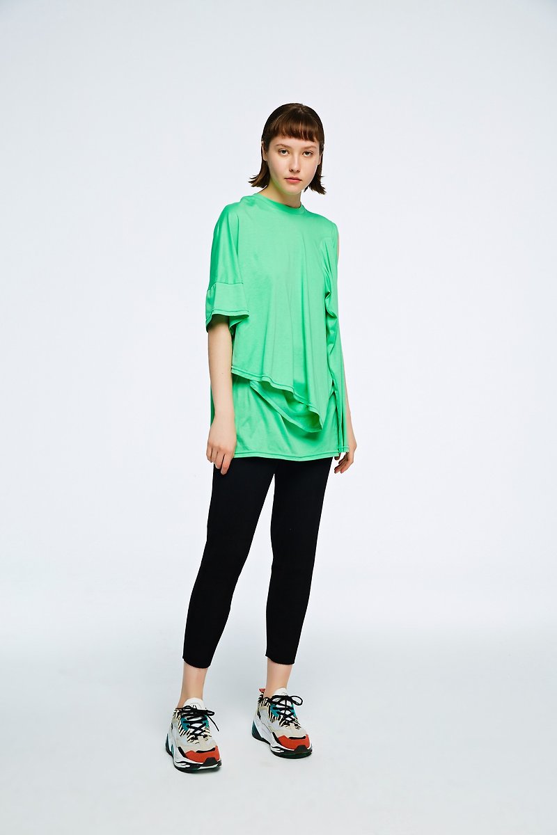 2020 Spring-Summer Design Multi-Sleeve Top Green color - เสื้อผู้หญิง - ผ้าฝ้าย/ผ้าลินิน สีเขียว