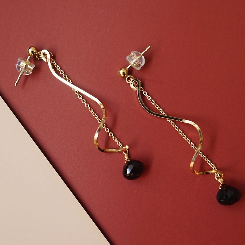 14KGF natural Stone crystal pendant earrings long spiral old Gemstone box - ต่างหู - โลหะ สีแดง