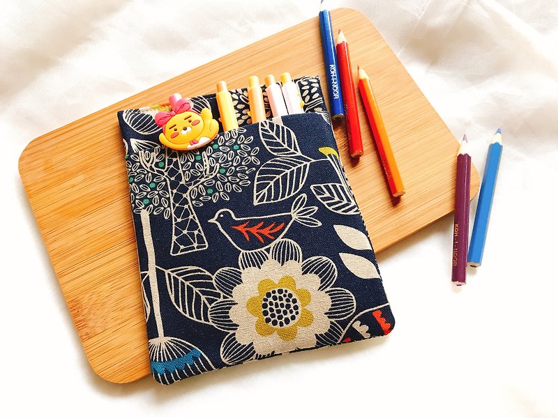 Pocket Pencil Case - Doctor Nurse Essential - Dark Blue Bird Flower - กล่องดินสอ/ถุงดินสอ - ผ้าฝ้าย/ผ้าลินิน สีน้ำเงิน