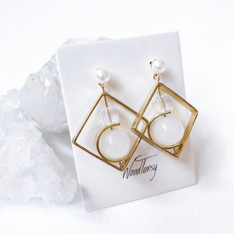 summer fresh green  Prehnite crystal Diamond shape  Non allergic earrings - Earrings & Clip-ons - Other Metals White