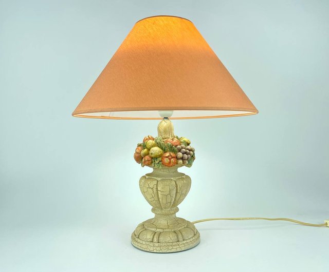 フルーツモチーフ テーブルランプ 陶器製 フルーツモチーフ テーブルランプ 陶器製