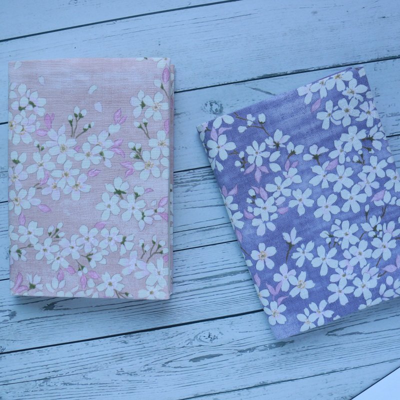 [Cherry Blossoms in Bloom] There are two-color book covers, book covers, adjustable book covers, handmade cloth book covers - ปกหนังสือ - ผ้าฝ้าย/ผ้าลินิน 