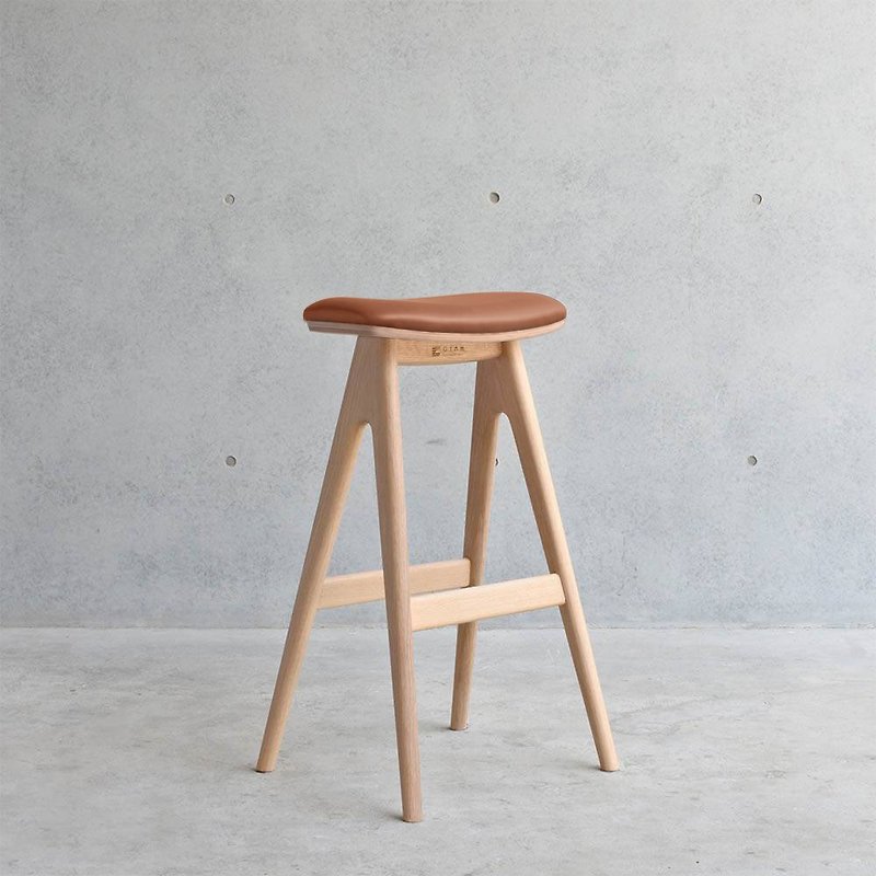 Pony High Stool | Table Chair | White Oak | 2020 Golden Pin Design Award - เก้าอี้โซฟา - ไม้ สีนำ้ตาล
