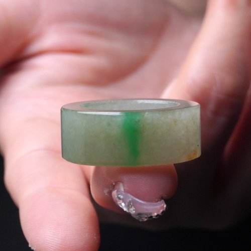 瓔珞珠寶盒 E.L.Jewelry Box 冰三彩翡翠戒指戒圈 | 國際16圍 | 天然緬甸玉翡翠A貨 | 送禮
