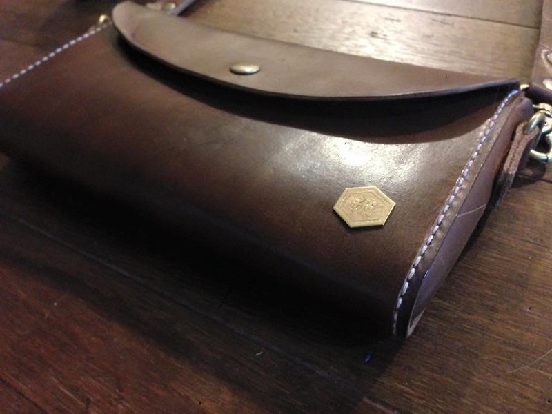 Dear Mammy Hand Bag/ Shoulder Bag - Messenger Bags & Sling Bags - Genuine Leather 