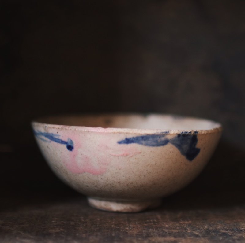 初期の手描きのフラワーボウルB - 茶碗・ボウル - 陶器 カーキ