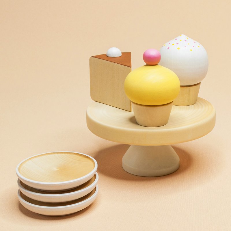 Wooden tea set sweets on a stand - 寶寶/兒童玩具/玩偶 - 木頭 多色
