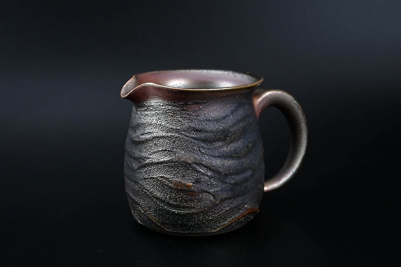 薪がフェアカップと男性カップにお茶を注いでいる [Zhenlin Ceramics] - 急須・ティーカップ - 陶器 