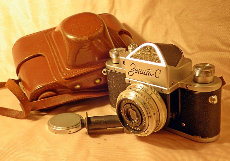 ZENIT-S ZENIT-C camera w INDUSTAR-50 50mm M39 lens Tessar Leica based SLR 1960 - Cameras - Other Materials 