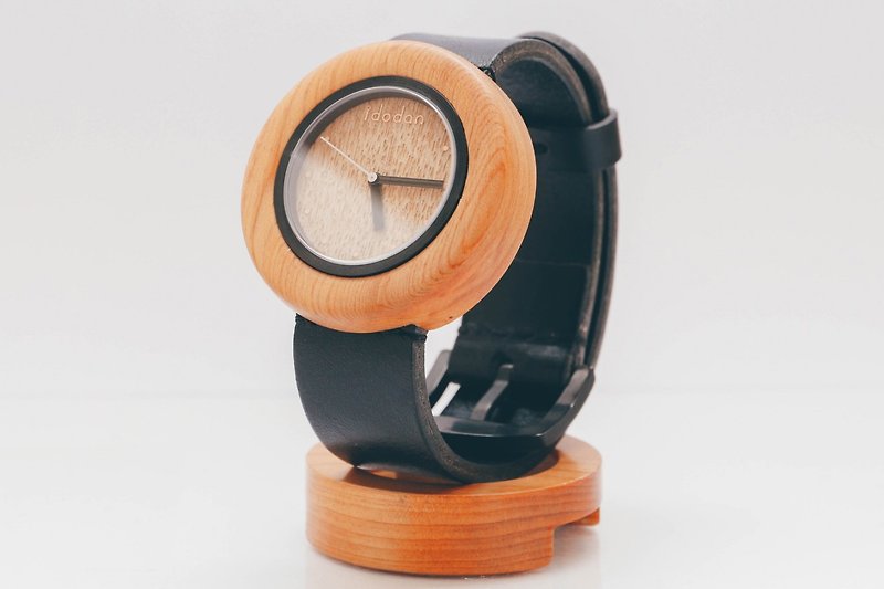 Idodan craftwatch [craft watch] - 桧木 / Taiwan wood watch - นาฬิกาผู้หญิง - ไม้ สีดำ