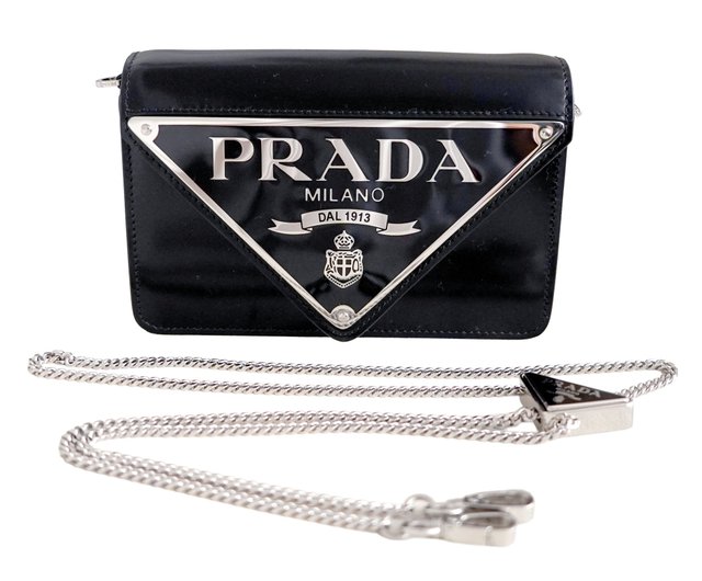 【国内発】PRADA レザークロスボディバッグ ロゴ ギフト包装可 org.jpg
