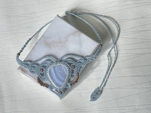 Flower Secret *220370 Macrame 藍紋瑪瑙 編織 頸鍊