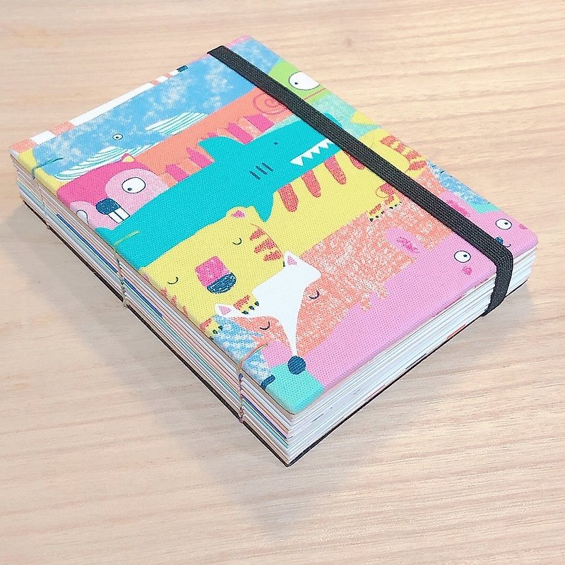 Colourful World - A6 Handmade Journal Book - สมุดบันทึก/สมุดปฏิทิน - กระดาษ 